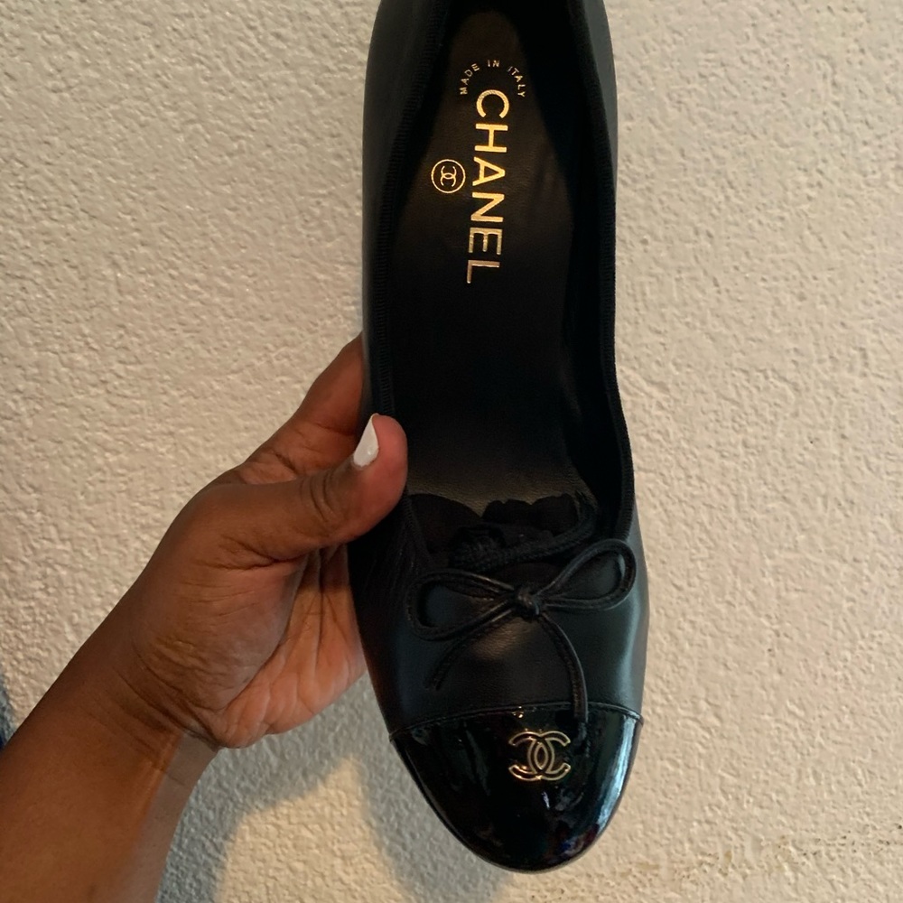 Authentic Chanel pumps